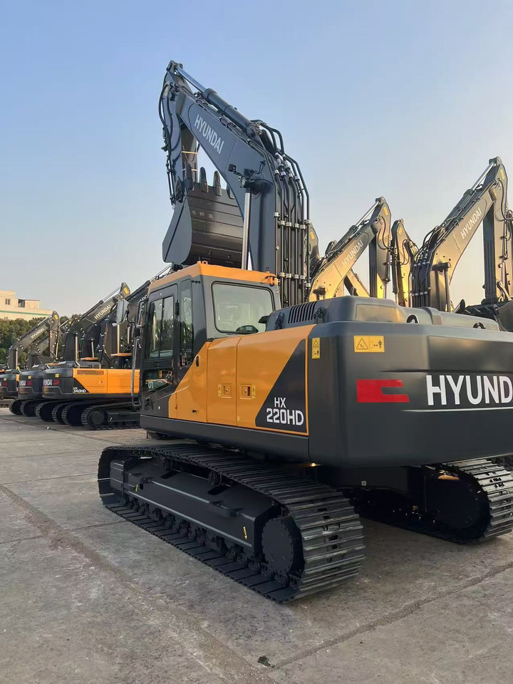 HYUNDAI HX220HD - Excavadora de cadenas: foto 1 HYUNDAI HX220HD - Excavadora de cadenas: foto 1