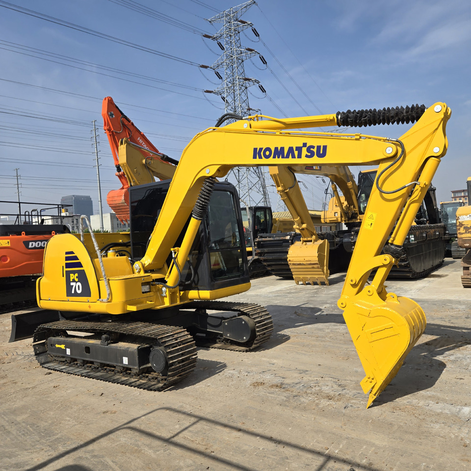 KOMATSU PC70-8 - Miniexcavadora: foto 1 KOMATSU PC70-8 - Miniexcavadora: foto 1