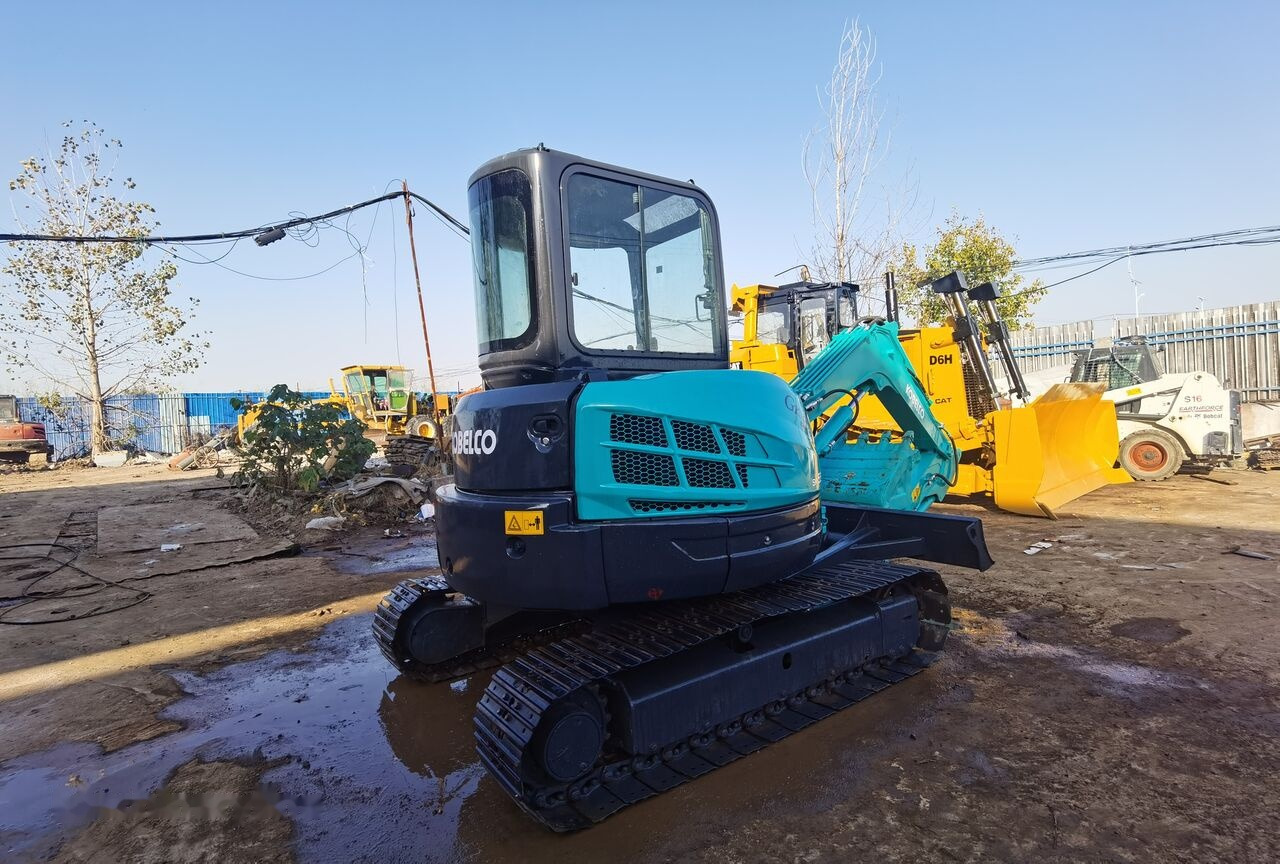 Kobelco SK55 - Miniexcavadora: foto 2 Kobelco SK55 - Miniexcavadora: foto 2