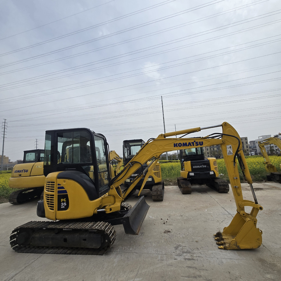 Komatsu PC35MR - Miniexcavadora: foto 1 Komatsu PC35MR - Miniexcavadora: foto 1