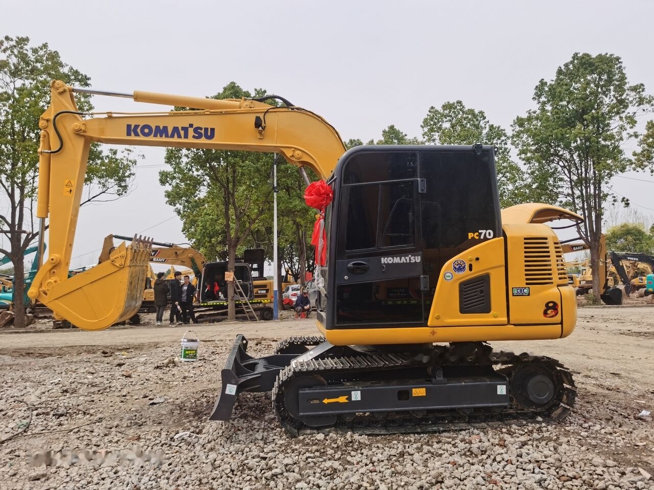 Komatsu PC70-8 - Excavadora de cadenas: foto 4 Komatsu PC70-8 - Excavadora de cadenas: foto 4