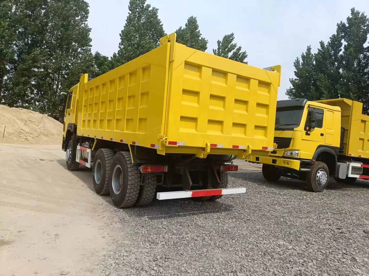 Camión volquete nuevo SINOTRUK HOWO: foto 8