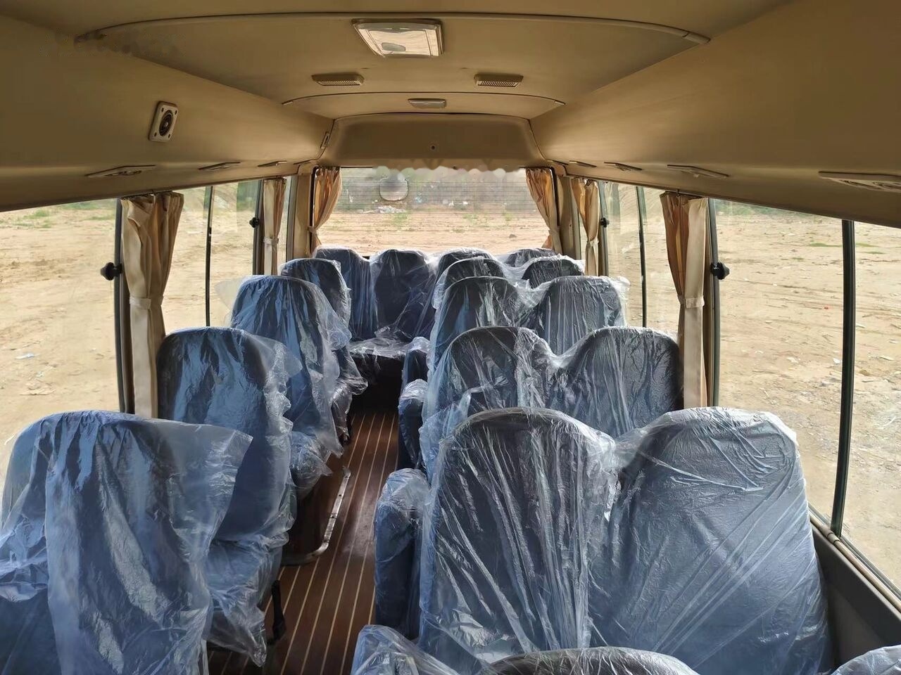 Toyota Coaster - Autobús urbano: foto 2 Toyota Coaster - Autobús urbano: foto 2