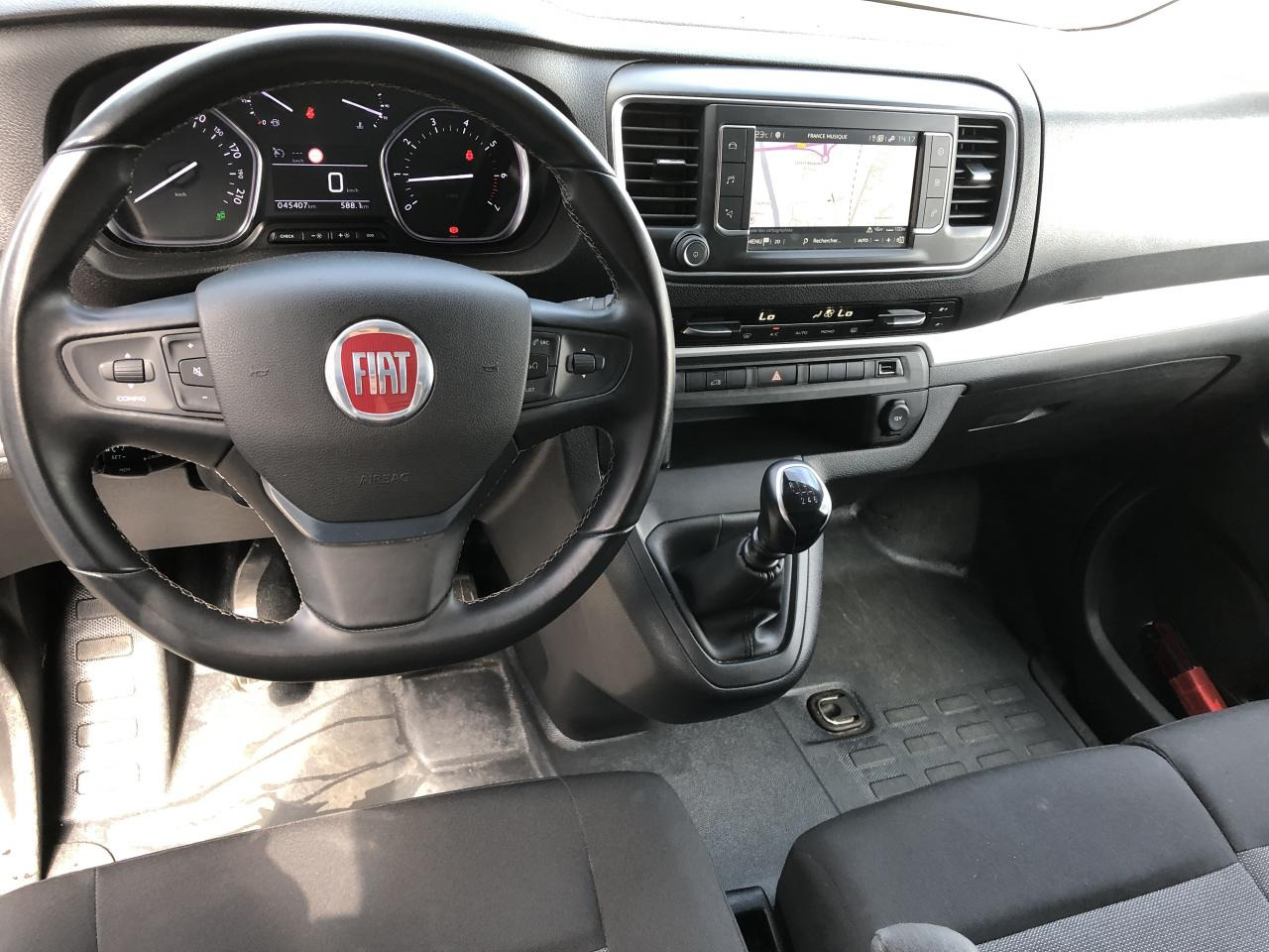 FIAT Scudo XL 2.0 BlueHDi 145 CH - Furgón: foto 3 FIAT Scudo XL 2.0 BlueHDi 145 CH - Furgón: foto 3