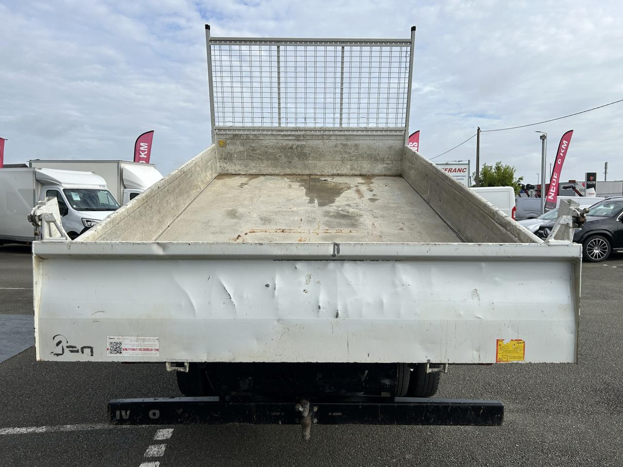 IVECO Daily 35 C 14 S&S (Quad-Leaf)  CHASSIS CABINE 2014 35C/35S Chassis cabine 35 C Epmt.3.75 PHASE 3 - Furgoneta basculante: foto 3 IVECO Daily 35 C 14 S&S (Quad-Leaf)  CHASSIS CABINE 2014 35C/35S Chassis cabine 35 C Epmt.3.75 PHASE 3 - Furgoneta basculante: foto 3