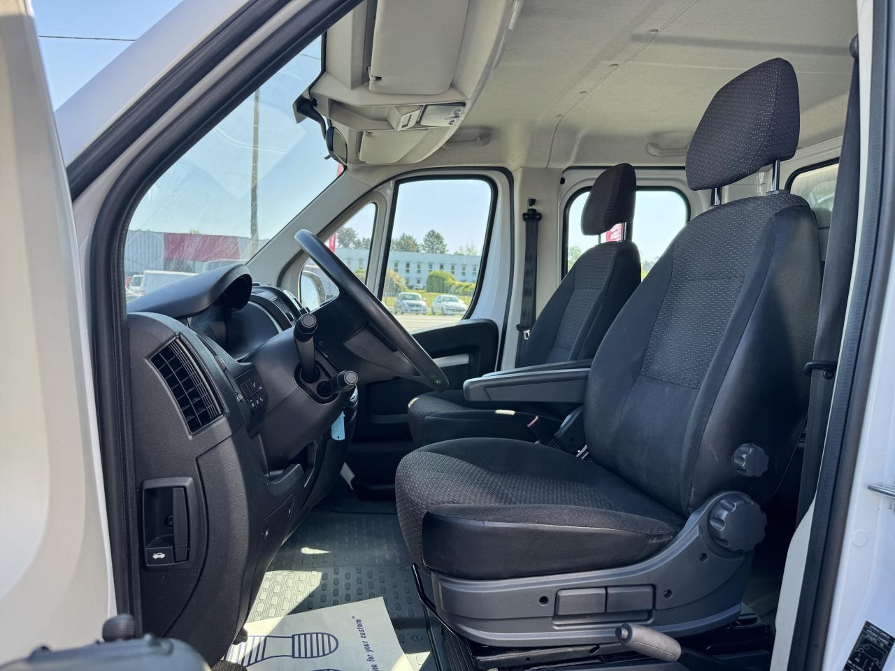 OPEL MOVANO 3T5 BENNE + COFFRE DOUBLE CABINE 6PL 2.2 HDI 165CH - Furgoneta basculante: foto 4 OPEL MOVANO 3T5 BENNE + COFFRE DOUBLE CABINE 6PL 2.2 HDI 165CH - Furgoneta basculante: foto 4