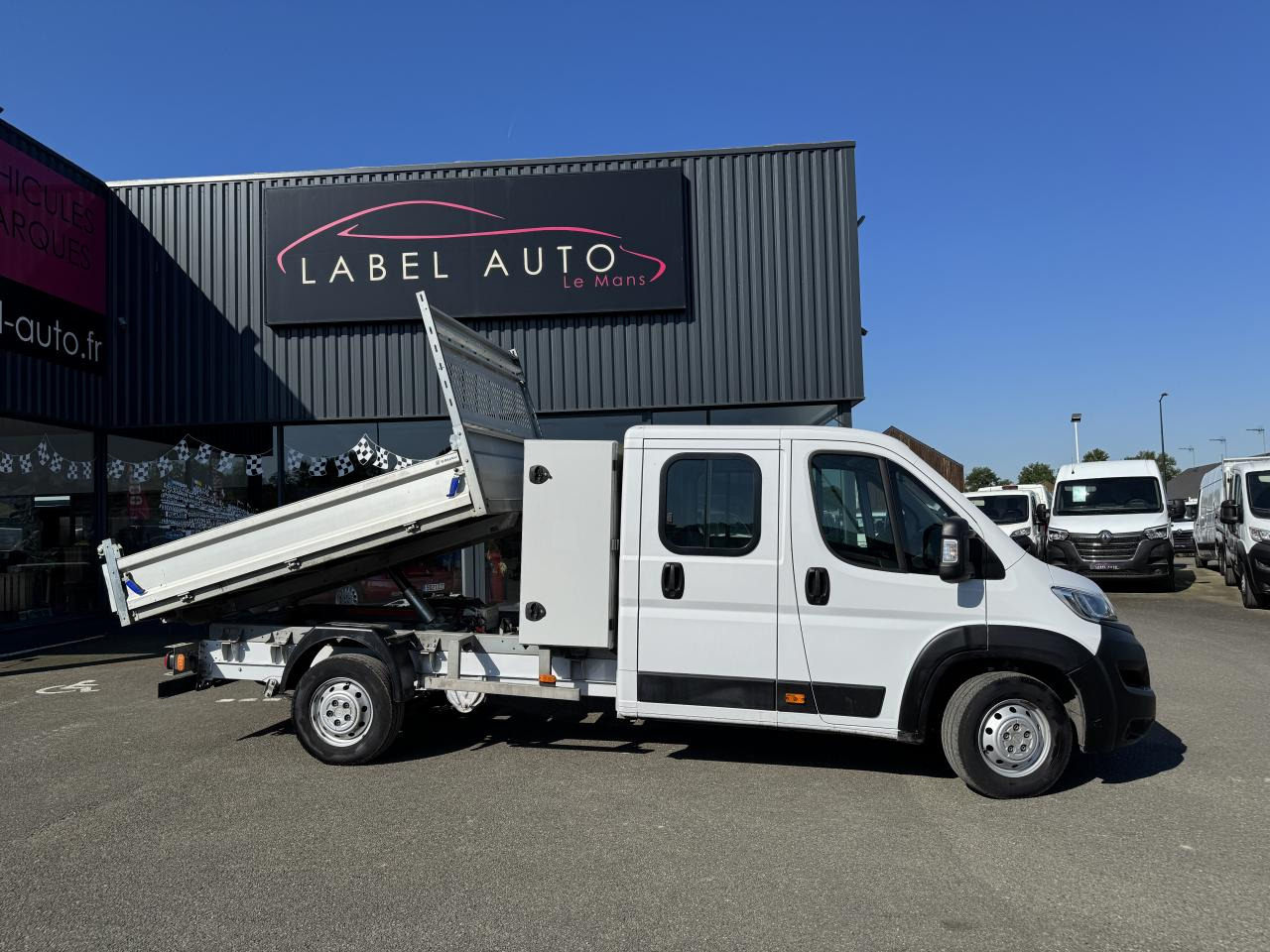 OPEL MOVANO 3T5 BENNE + COFFRE DOUBLE CABINE 6PL 2.2 HDI 165CH - Furgoneta basculante: foto 1 OPEL MOVANO 3T5 BENNE + COFFRE DOUBLE CABINE 6PL 2.2 HDI 165CH - Furgoneta basculante: foto 1