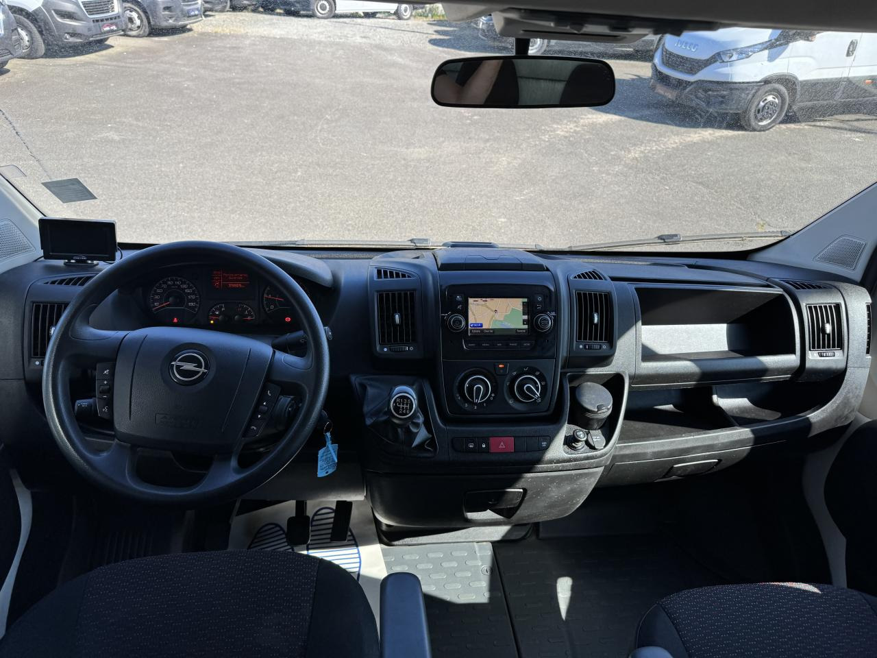 OPEL MOVANO 3T5 BENNE + COFFRE DOUBLE CABINE 6PL 2.2 HDI 165CH - Furgoneta basculante: foto 3 OPEL MOVANO 3T5 BENNE + COFFRE DOUBLE CABINE 6PL 2.2 HDI 165CH - Furgoneta basculante: foto 3