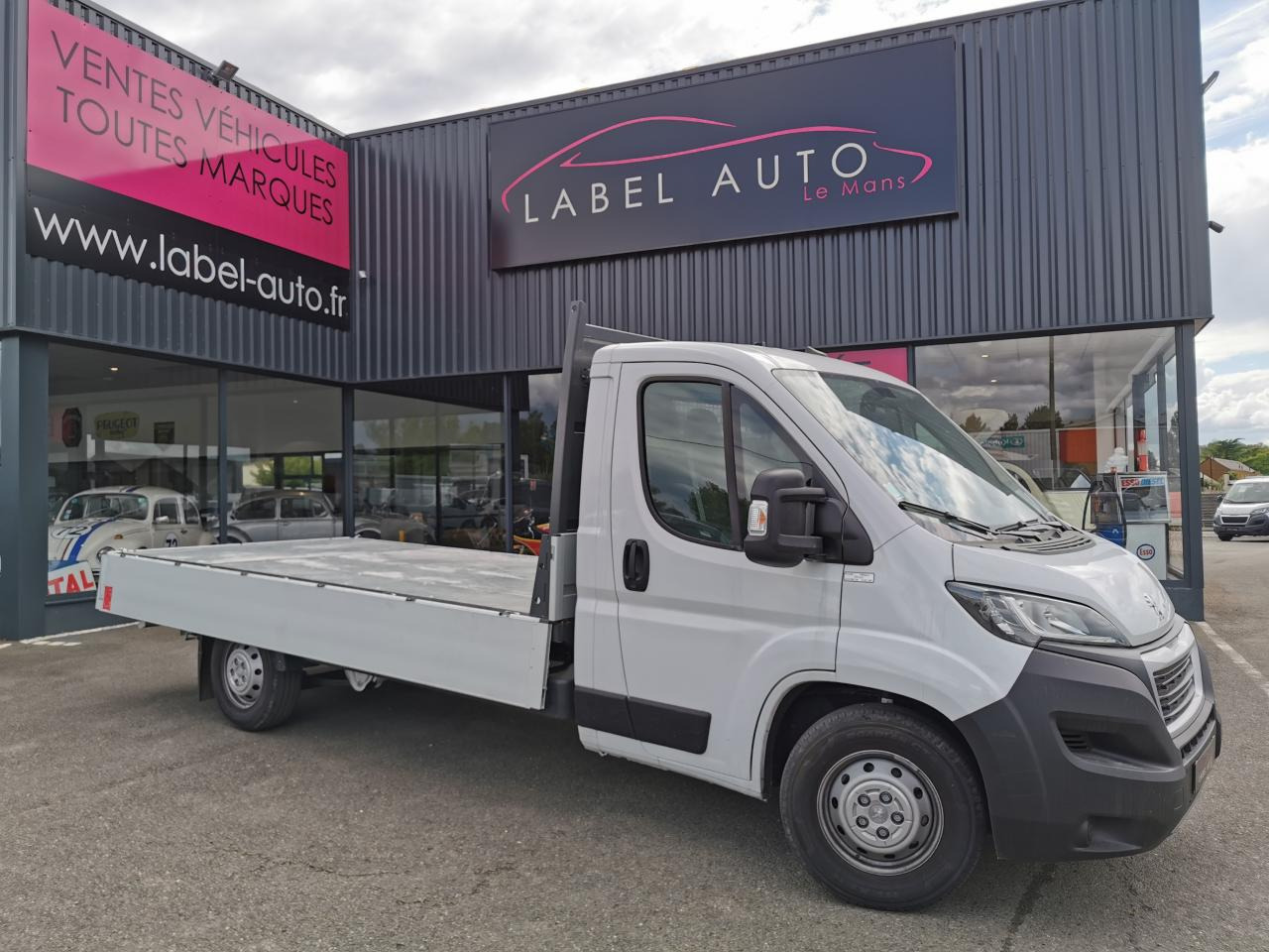 Furgoneta caja abierta PEUGEOT BOXER 3T5 PLATEAU 4M20 2.2 HDI 140CH: foto 10 Furgoneta caja abierta PEUGEOT BOXER 3T5 PLATEAU 4M20 2.2 HDI 140CH: foto 10