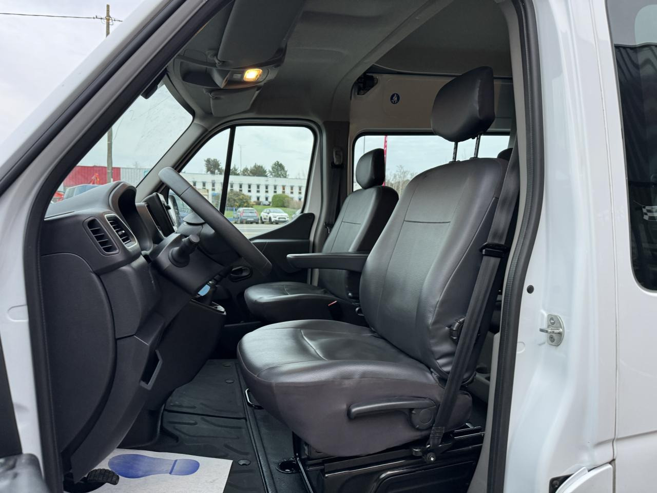 RENAULT Master Confort R3500RJ L3H2 2.3DCI 165CH CABINE APPROFONDIE 6 PLACES - Furgón: foto 5 RENAULT Master Confort R3500RJ L3H2 2.3DCI 165CH CABINE APPROFONDIE 6 PLACES - Furgón: foto 5