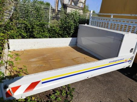 Plateau acier 3120 x 2000 x 330 mm utiles Ridelles acier + Coffre Acier dos cabine 1850 x 600 x 880(ht) mm - Herramienta/ Equipo: foto 3 Plateau acier 3120 x 2000 x 330 mm utiles Ridelles acier + Coffre Acier dos cabine 1850 x 600 x 880(ht) mm - Herramienta/ Equipo: foto 3