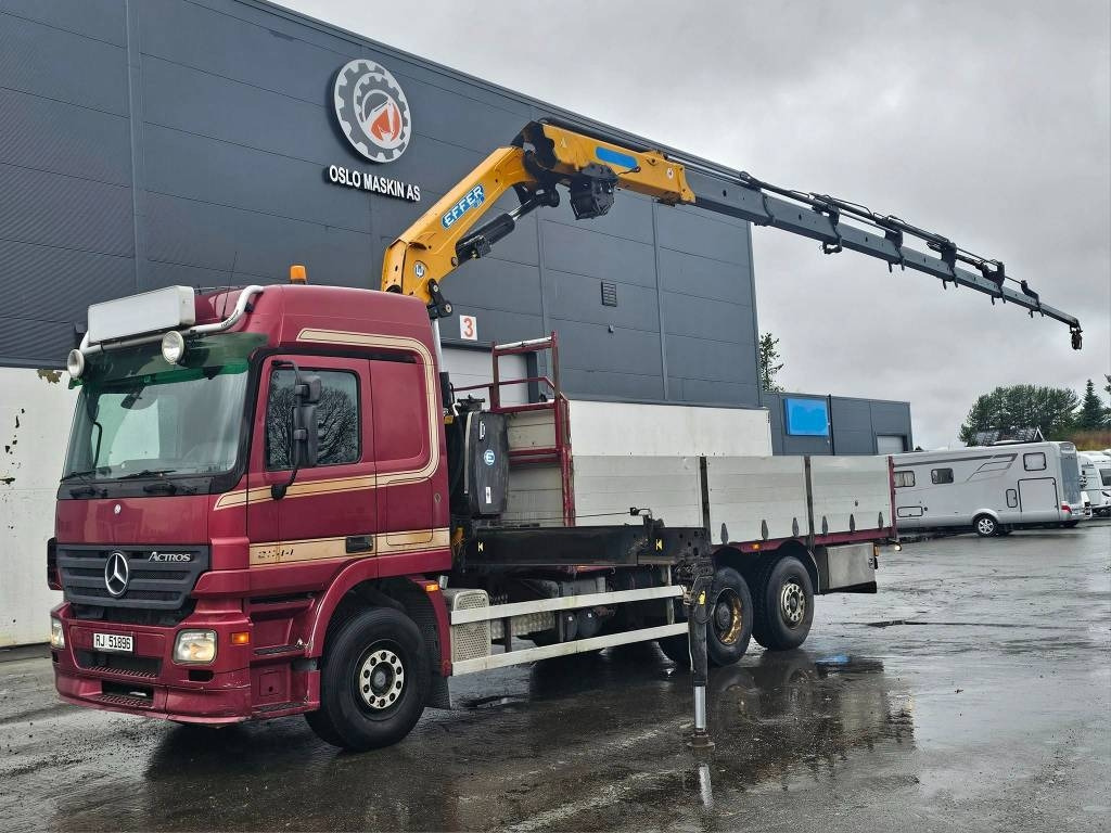 Mercedes-Benz Actros 2544 - Camión grúa: foto 1 Mercedes-Benz Actros 2544 - Camión grúa: foto 1