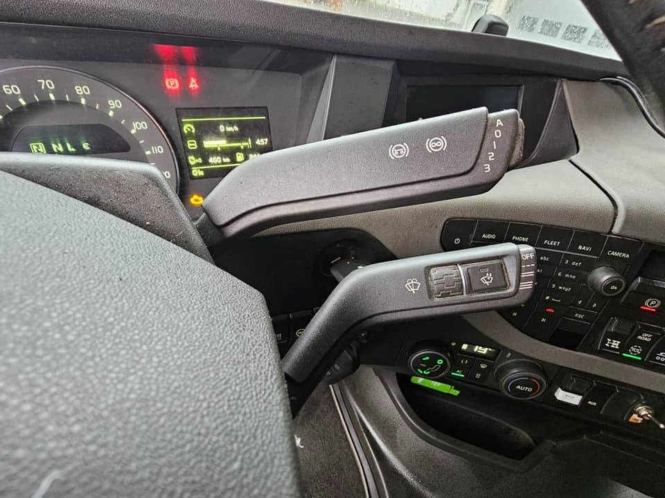 Camión volquete Volvo FH 16 750: foto 39