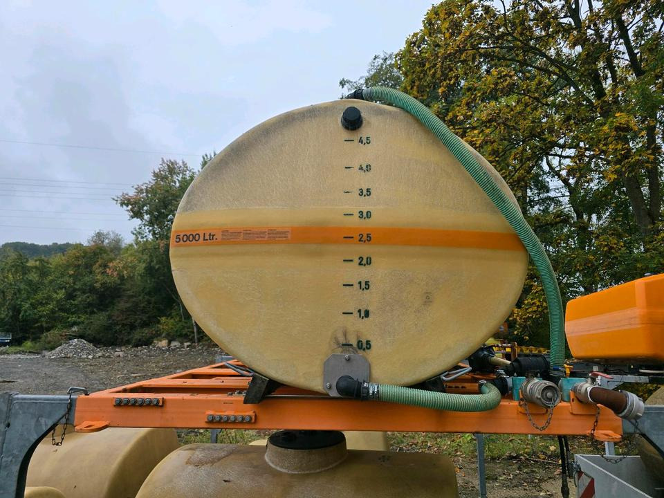 Mulag 5000FL 5m3 Wassertank Speidel Wasserfass für Unimog UGE UGN 405 U300 400 500 427 430 LKW Boschung wassertank Laugentank Bewässerung 5000liter LKW - Contenedor cisterna: foto 5 Mulag 5000FL 5m3 Wassertank Speidel Wasserfass für Unimog UGE UGN 405 U300 400 500 427 430 LKW Boschung wassertank Laugentank Bewässerung 5000liter LKW - Contenedor cisterna: foto 5