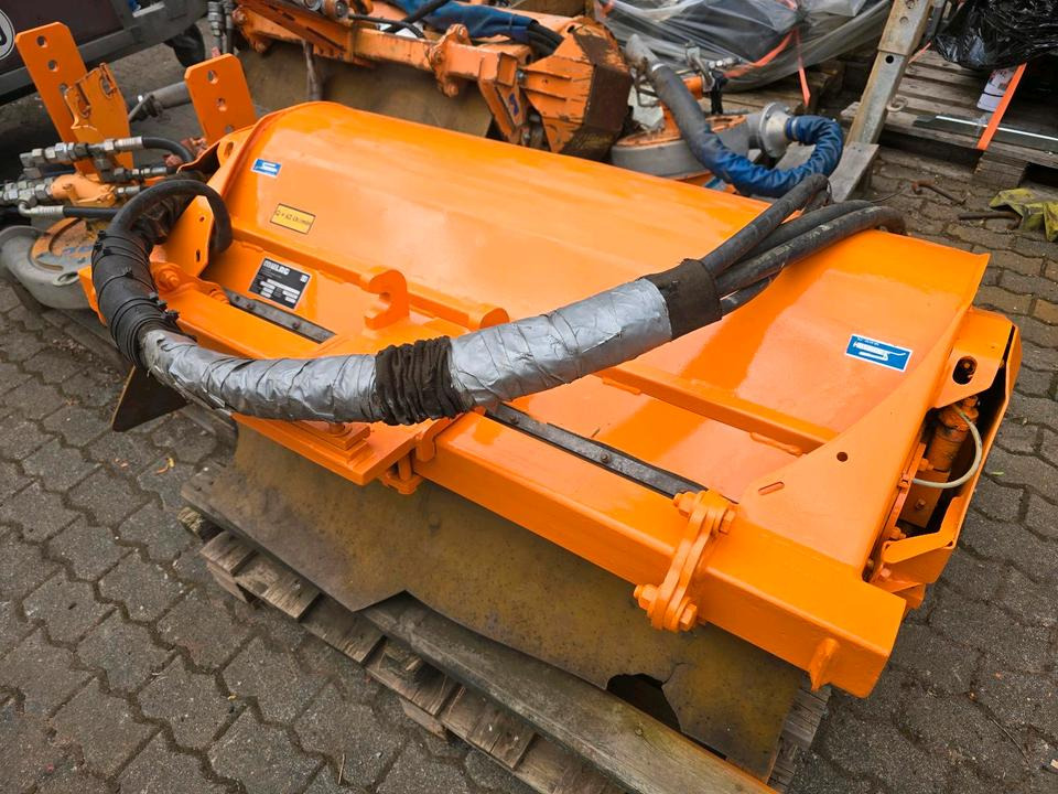 Mulag Mulchkopf MK 1200 Mähkorb für Mähausleger MKM FME DUA UNA Böschungsmäher Böschungsmulcher Unimog - Desbrozadora de martillos: foto 2 Mulag Mulchkopf MK 1200 Mähkorb für Mähausleger MKM FME DUA UNA Böschungsmäher Böschungsmulcher Unimog - Desbrozadora de martillos: foto 2