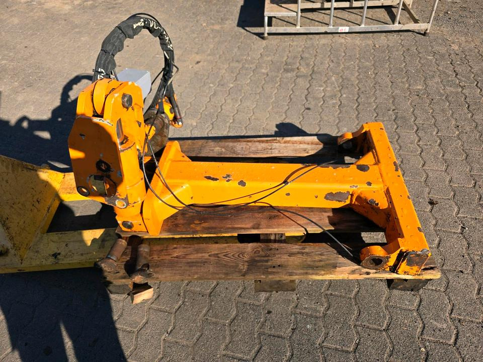 Mulag TR Torsionsrahmen Unimog 405 U300 300 U 400 500 Mercedes-Benz Böschungsmäher Böschungsmulcher Mähausleger FME 600 700 MKM FMK - Desbrozadora de brazo: foto 2 Mulag TR Torsionsrahmen Unimog 405 U300 300 U 400 500 Mercedes-Benz Böschungsmäher Böschungsmulcher Mähausleger FME 600 700 MKM FMK - Desbrozadora de brazo: foto 2