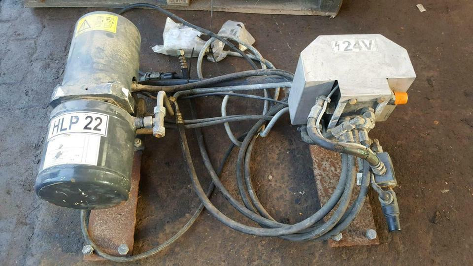 Schneepflug Schmidt Hydraulikanlage Schneeschild Elektrohydraulik - Hidráulica para Vehículo municipal: foto 2 Schneepflug Schmidt Hydraulikanlage Schneeschild Elektrohydraulik - Hidráulica para Vehículo municipal: foto 2