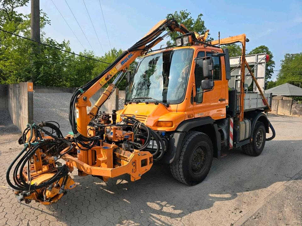 Unimog 405/12 U400 6-Zylinder Mulag Mähausleger MKM 700 UGN UGE 405/10 Mercedes-Benz U 300 500 Böschungsmäher 400 - Máquina quitanieve: foto 1 Unimog 405/12 U400 6-Zylinder Mulag Mähausleger MKM 700 UGN UGE 405/10 Mercedes-Benz U 300 500 Böschungsmäher 400 - Máquina quitanieve: foto 1
