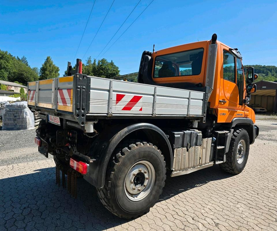 Unimog U318 NKS-F-UGE-42 Mercedes-Benz 405/10 405/12 UGE Mercedes-Benz U 318 323 327 423 427 429 430 EasyDrive Variopilot - Máquina quitanieve: foto 4 Unimog U318 NKS-F-UGE-42 Mercedes-Benz 405/10 405/12 UGE Mercedes-Benz U 318 323 327 423 427 429 430 EasyDrive Variopilot - Máquina quitanieve: foto 4