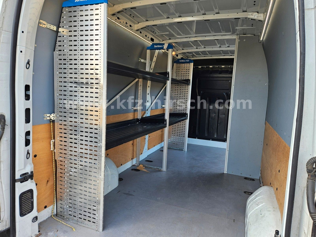 Renault Master EURO 6 *Klima*EU6*Bluetooth*Kamera*MAXI - Furgoneta de pasajeros: foto 5 Renault Master EURO 6 *Klima*EU6*Bluetooth*Kamera*MAXI - Furgoneta de pasajeros: foto 5