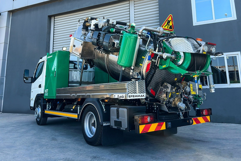 EFEMMAK S-Combi Combined Sewer Jetting And Vacuum Vehicle - Limpieza de alcantarillado: foto 4 EFEMMAK S-Combi Combined Sewer Jetting And Vacuum Vehicle - Limpieza de alcantarillado: foto 4