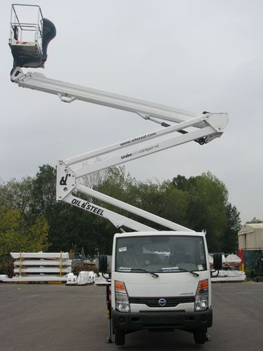 Oil&Steel Snake 2612 Plus podnośnik koszowy 26 m zamontowany na Nissan Cabstar - Camión con plataforma elevadora: foto 2 Oil&Steel Snake 2612 Plus podnośnik koszowy 26 m zamontowany na Nissan Cabstar - Camión con plataforma elevadora: foto 2