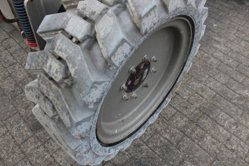 Plataforma articulada podnośnik koszowy przegubowo teleskopowy 21 m Niftylift HR21 HYBRID: foto 14 Plataforma articulada podnośnik koszowy przegubowo teleskopowy 21 m Niftylift HR21 HYBRID: foto 14