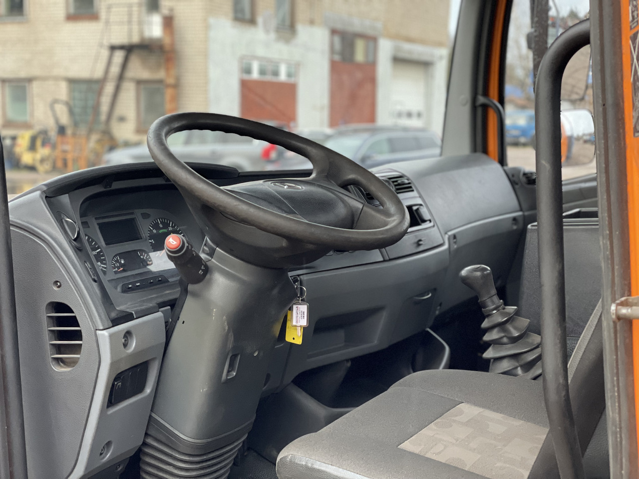 Camión volquete MERCEDES-BENZ ATEGO: foto 10