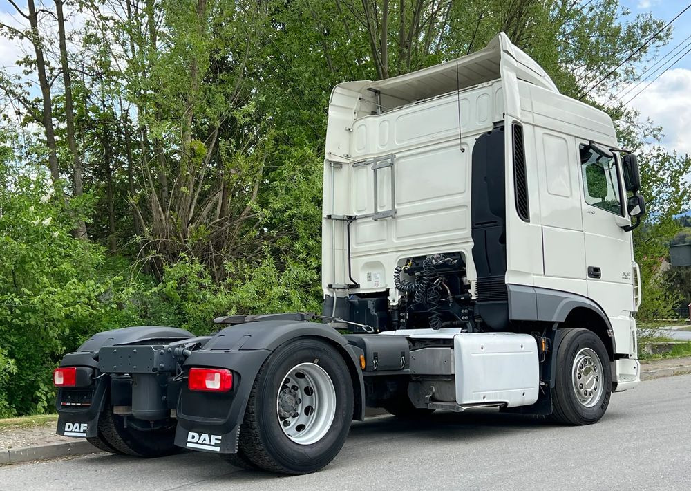 Cabeza tractora DAF *DAF XF 106 410 Euro 6 * Sprowadzony * Klima Retarder * Bardzo Dobry Stan * Ciągnik Siodłowy: foto 12 Cabeza tractora DAF *DAF XF 106 410 Euro 6 * Sprowadzony * Klima Retarder * Bardzo Dobry Stan * Ciągnik Siodłowy: foto 12