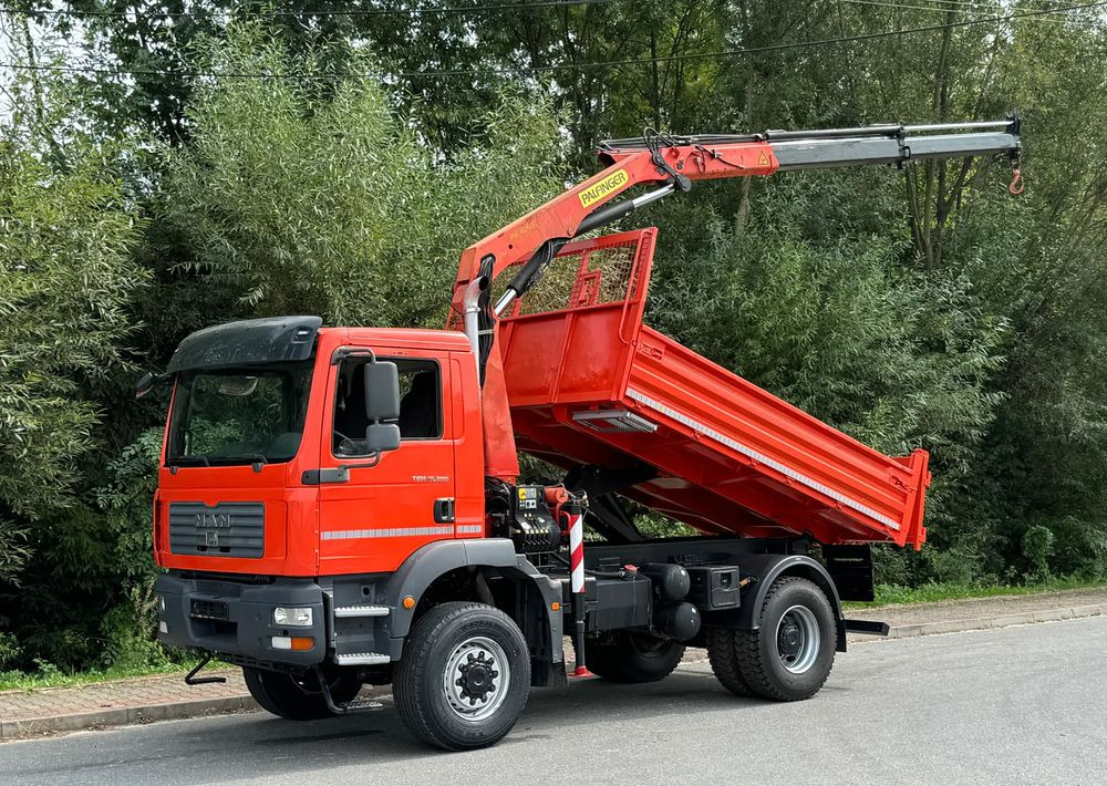 MAN TGM 18-280 MAN 4x4 HDS PALFINGER 105 KIPER WYWROTKA MEILLER BARDZO DOBRY STAN - Camión volquete: foto 1 MAN TGM 18-280 MAN 4x4 HDS PALFINGER 105 KIPER WYWROTKA MEILLER BARDZO DOBRY STAN - Camión volquete: foto 1