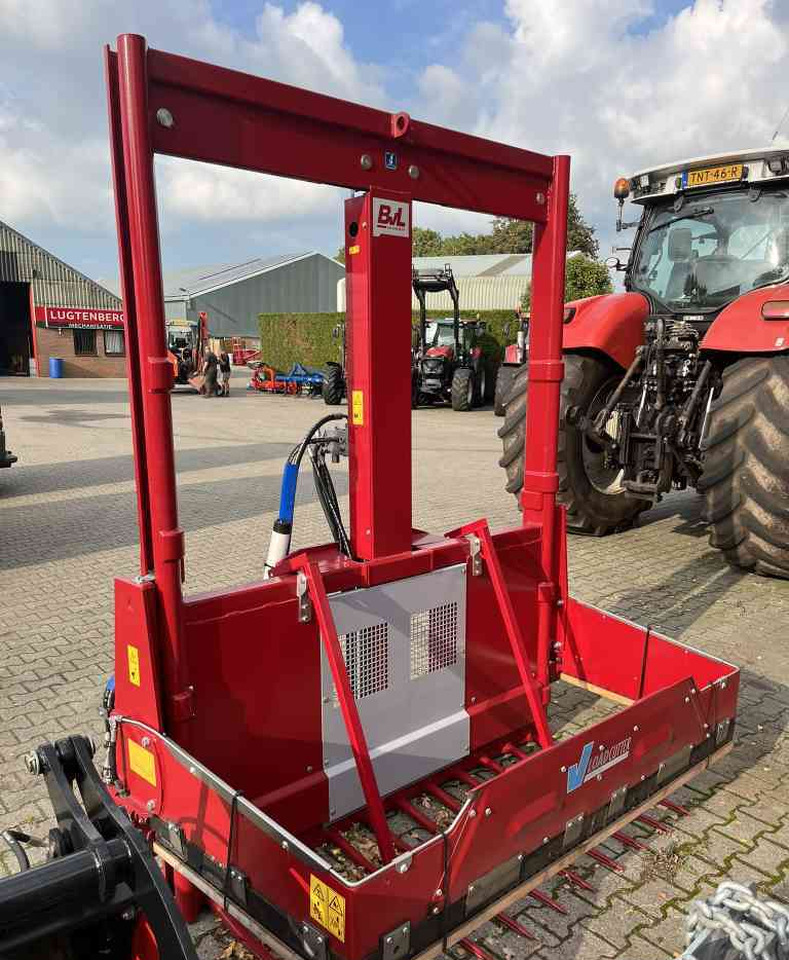 BVL Megastar 170 kuilsnijder voermachines - Equipo para silos: foto 1 BVL Megastar 170 kuilsnijder voermachines - Equipo para silos: foto 1