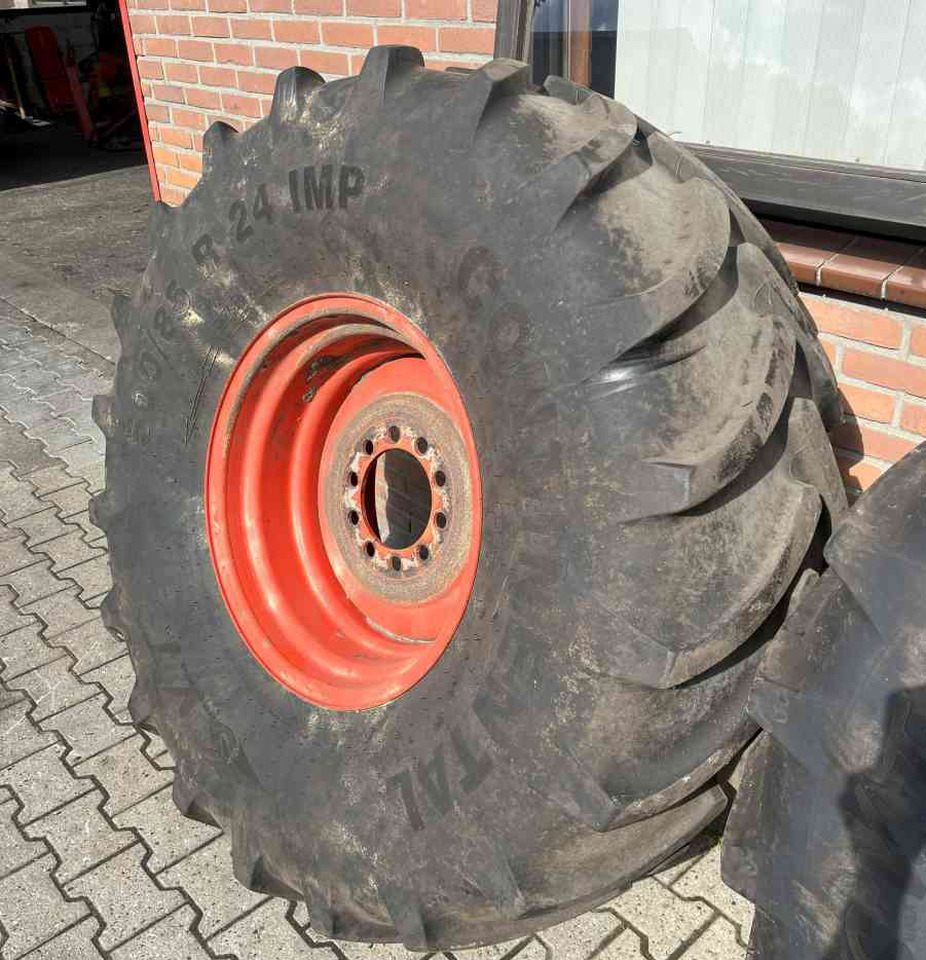 Continental Continental/Mitas 500/85R24 banden, Claas combine diversen - Neumáticos y llantas para Maquinaria agrícola: foto 4 Continental Continental/Mitas 500/85R24 banden, Claas combine diversen - Neumáticos y llantas para Maquinaria agrícola: foto 4