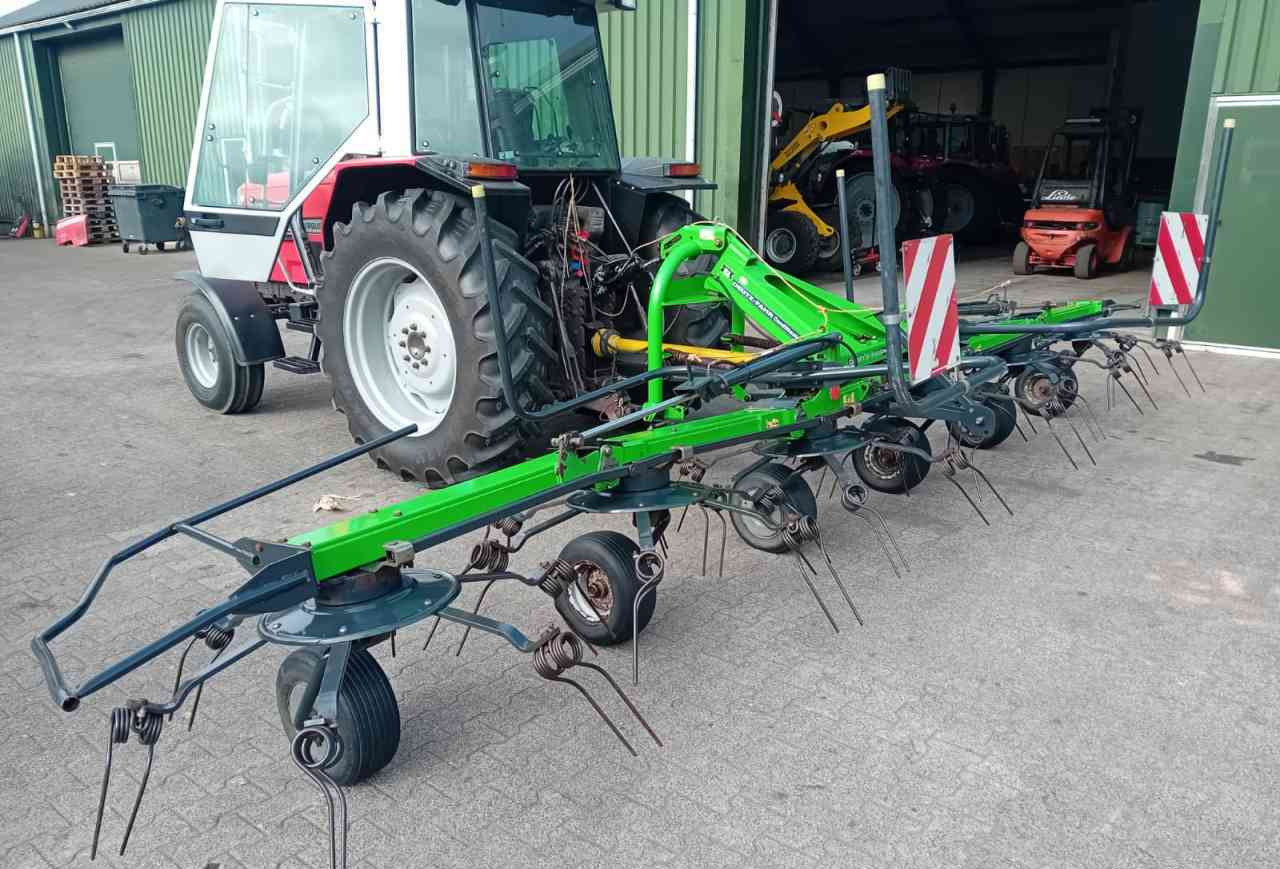 Deutz-Fahr Condimaster 6821 schudder weidebouwmachines - Henificadora: foto 4 Deutz-Fahr Condimaster 6821 schudder weidebouwmachines - Henificadora: foto 4