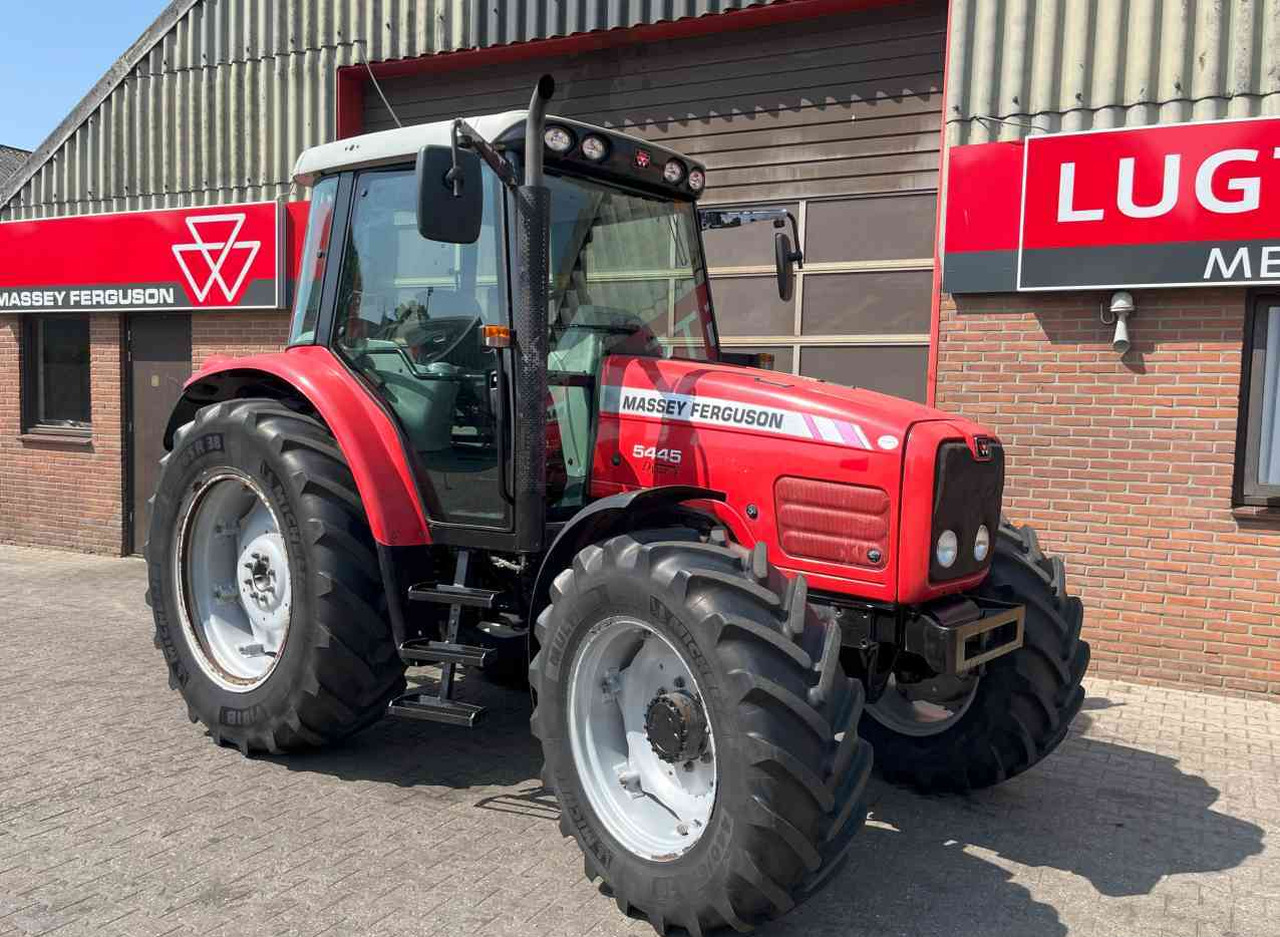 Massey Ferguson 5455 Tier-2 Dyna-4 Tractoren - Tractor: foto 2 Massey Ferguson 5455 Tier-2 Dyna-4 Tractoren - Tractor: foto 2
