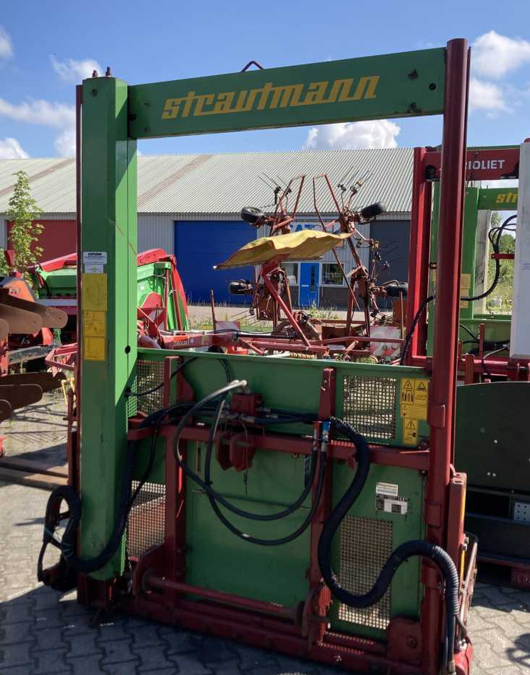 Strautmann Hydrofox HK3 kuilsnijder kuilvoersnijder U snijder voermachines - Equipo para silos: foto 2 Strautmann Hydrofox HK3 kuilsnijder kuilvoersnijder U snijder voermachines - Equipo para silos: foto 2