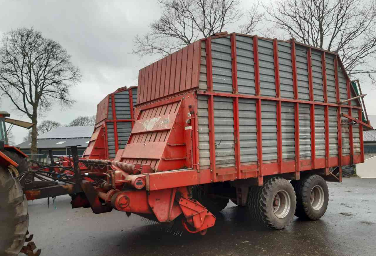 Taarup 1030 Ladewagen hooibouwmachines - Remolque autocargador: foto 1 Taarup 1030 Ladewagen hooibouwmachines - Remolque autocargador: foto 1