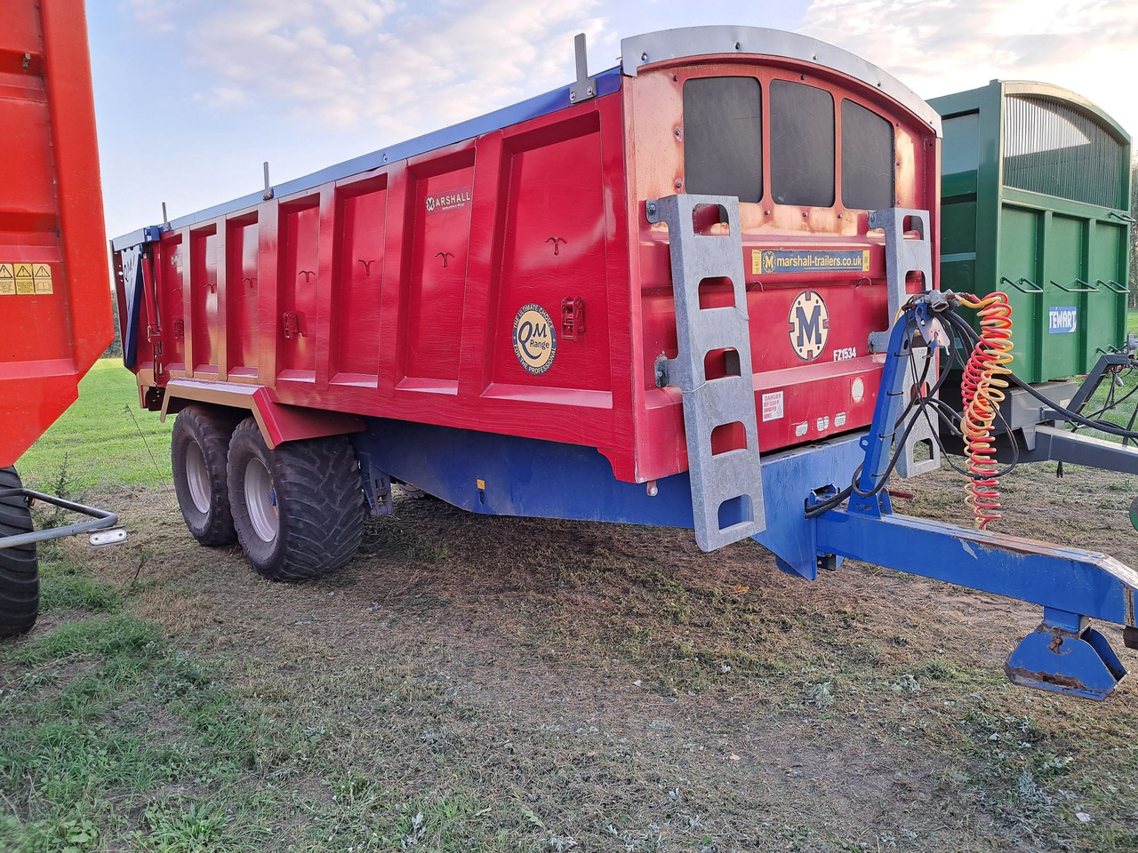 Przyczepa skorupowa Marshall 15 ton - Remolque agrícola: foto 3 Przyczepa skorupowa Marshall 15 ton - Remolque agrícola: foto 3