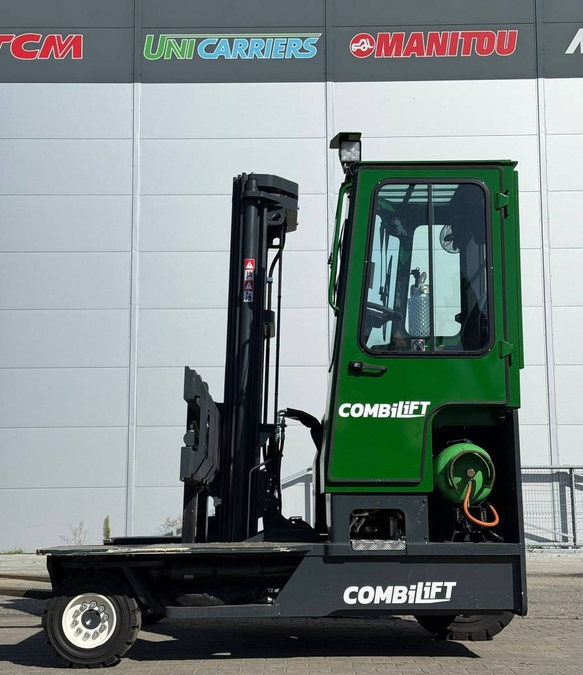Combilift C 4000 LPG - Carretilla de 4 vías: foto 4 Combilift C 4000 LPG - Carretilla de 4 vías: foto 4