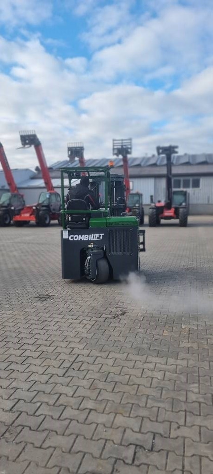 Combilift CB 2500 LPG NEW 2023 - SALE ! - Carretilla de 4 vías: foto 5 Combilift CB 2500 LPG NEW 2023 - SALE ! - Carretilla de 4 vías: foto 5