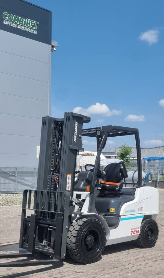 Carretilla elevadora de gas nuevo UniCarriers U2D2A35 FG35NT: foto 8