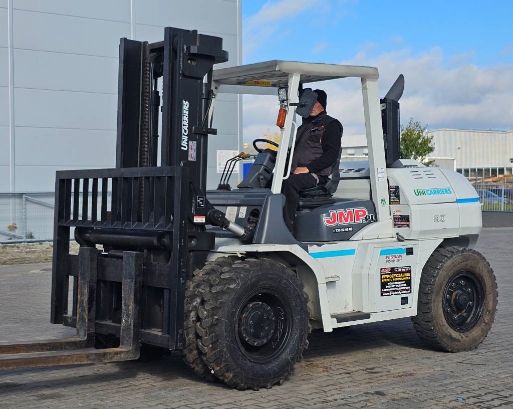 UniCarriers ZX80 FD80-3 DUPLEX 3m - Carretilla elevadora diésel: foto 5 UniCarriers ZX80 FD80-3 DUPLEX 3m - Carretilla elevadora diésel: foto 5