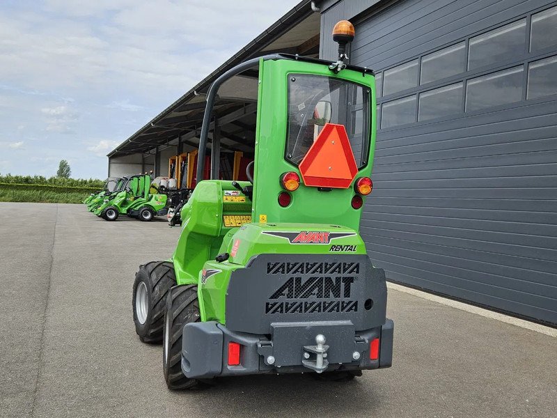 Avant 650i Rental mini-shovel - Minicargadora de cadenas: foto 5 Avant 650i Rental mini-shovel - Minicargadora de cadenas: foto 5