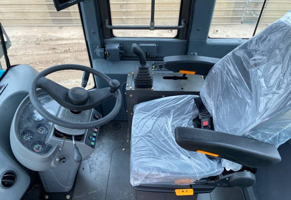NEW Wheel Loader MAXUS 10 Tons Warranty up to 10 YEARS НОВИЙ Колісний навантажувач MAXUS 10 тонн Гарантія до 10 РОКІВ - Cargadora de ruedas: foto 4 NEW Wheel Loader MAXUS 10 Tons Warranty up to 10 YEARS НОВИЙ Колісний навантажувач MAXUS 10 тонн Гарантія до 10 РОКІВ - Cargadora de ruedas: foto 4