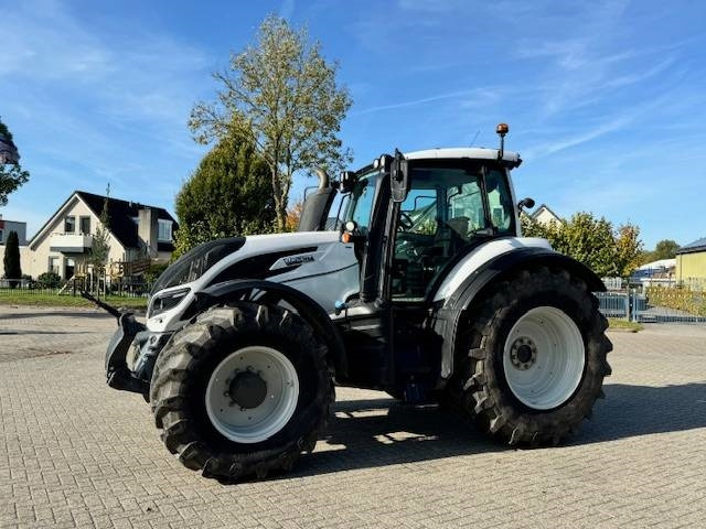 Valtra T214 Versu - Tractor: foto 3 Valtra T214 Versu - Tractor: foto 3