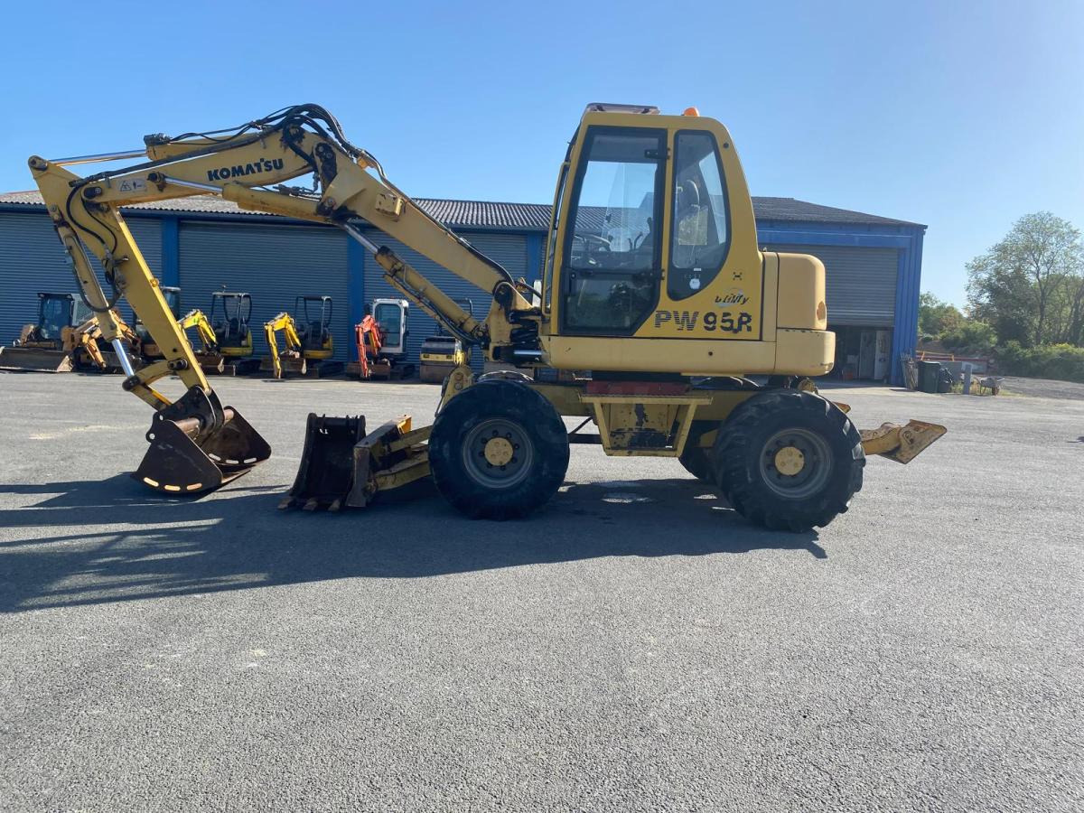 Komatsu PW95 - Excavadora de ruedas: foto 1 Komatsu PW95 - Excavadora de ruedas: foto 1