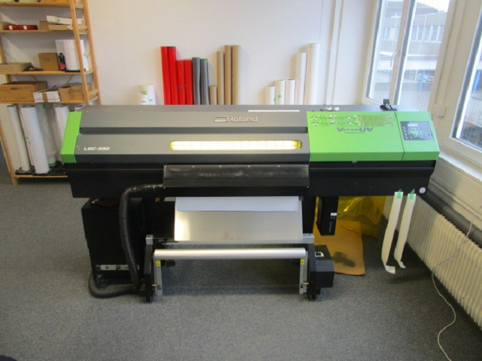 DRUCK- UND SCHNEID-MASCHINE ROLAND LEC-330 - Máquina de impresión: foto 1 DRUCK- UND SCHNEID-MASCHINE ROLAND LEC-330 - Máquina de impresión: foto 1