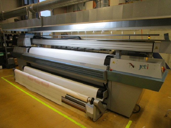GROSSFORMATDRUCKER AGFA JETI 3324 SL BASE SOLVENT RTR (roll to roll) 6C (DRUCKT AUF PLACHEN, PLANEN, STOFFBANNER & VERSCHIEDENE MATERIALIEN) - Máquina de impresión: foto 1 GROSSFORMATDRUCKER AGFA JETI 3324 SL BASE SOLVENT RTR (roll to roll) 6C (DRUCKT AUF PLACHEN, PLANEN, STOFFBANNER & VERSCHIEDENE MATERIALIEN) - Máquina de impresión: foto 1