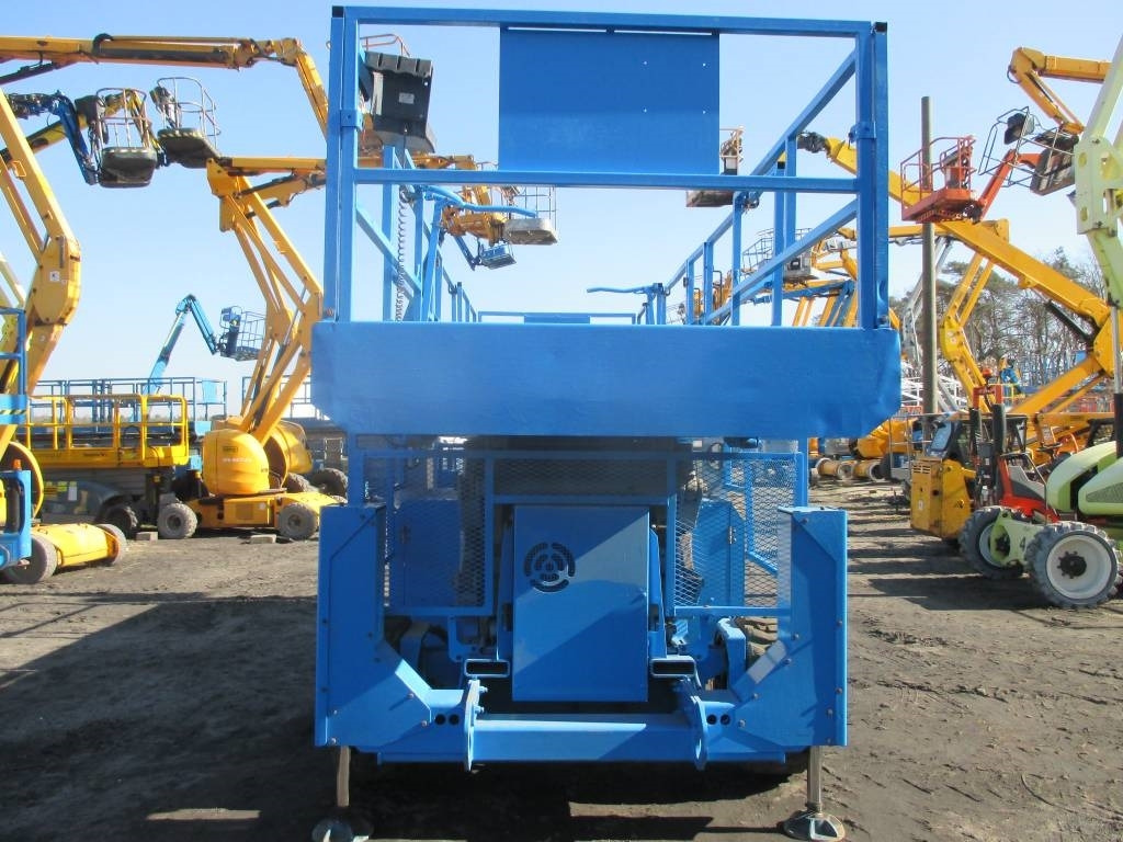 Genie GS 4390 RT - Plataforma de tijeras: foto 3 Genie GS 4390 RT - Plataforma de tijeras: foto 3