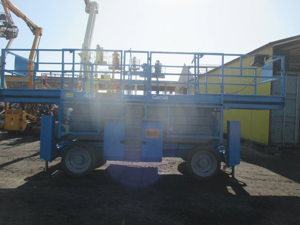 Genie GS 4390 RT - Plataforma de tijeras: foto 5 Genie GS 4390 RT - Plataforma de tijeras: foto 5