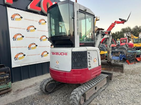 Takeuchi TB23R Cabine à 17 500 € HT - Miniexcavadora: foto 3 Takeuchi TB23R Cabine à 17 500 € HT - Miniexcavadora: foto 3